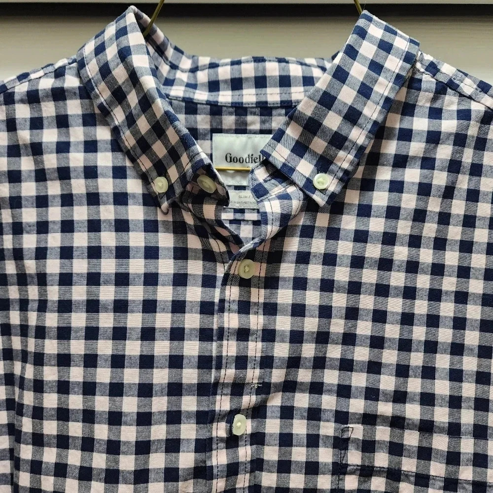 Goodfellow & Co Button Down Shirt Men's XL Plaid Blue Pink Plaid Long Sleeve